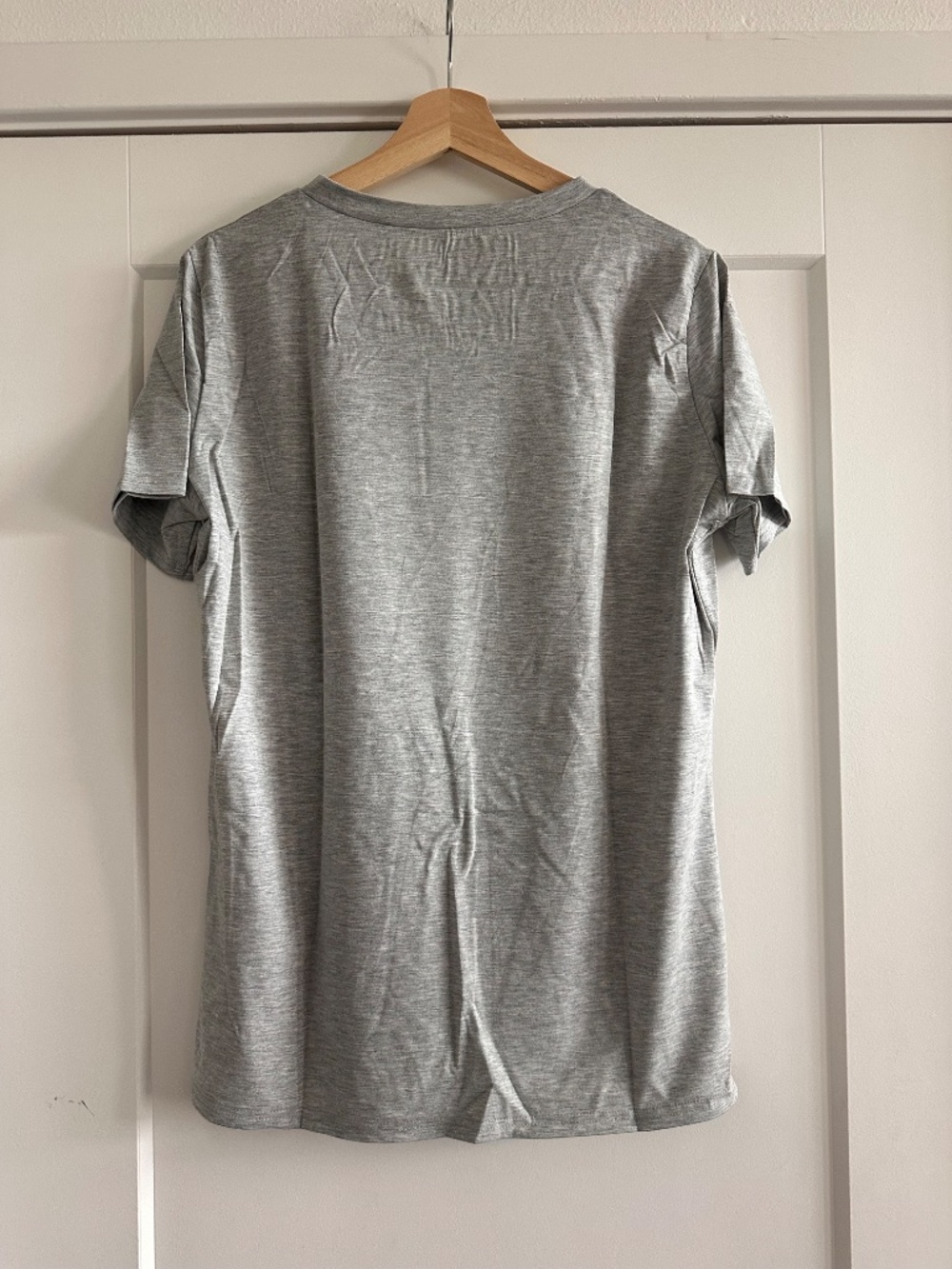 Mom Life Graphic Tee - Picture 5 of 5
